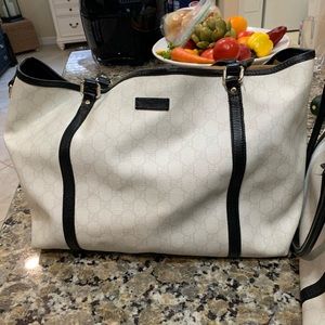 Gucci Joy Tote, shoulder bag, pocketbook.